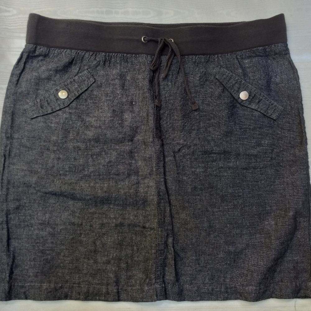 New York & Company navy blue small women's linen skirt.